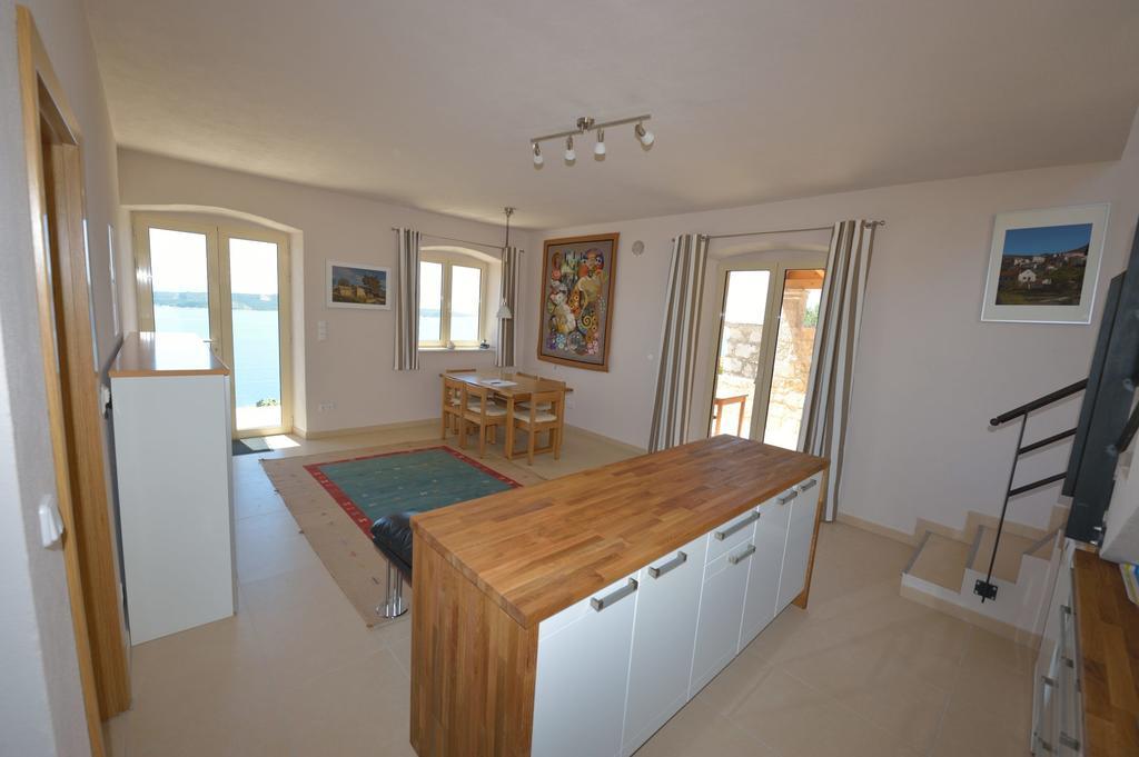 Nautilus-Bay Steinhaus Im Dorf Von Zavala Fuer 2-7 Personen, 3 Schlafzimmer Zewnętrze zdjęcie
